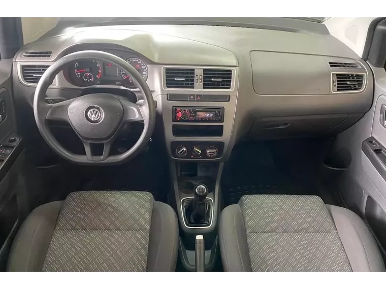 Volkswagen Fox Prata 11