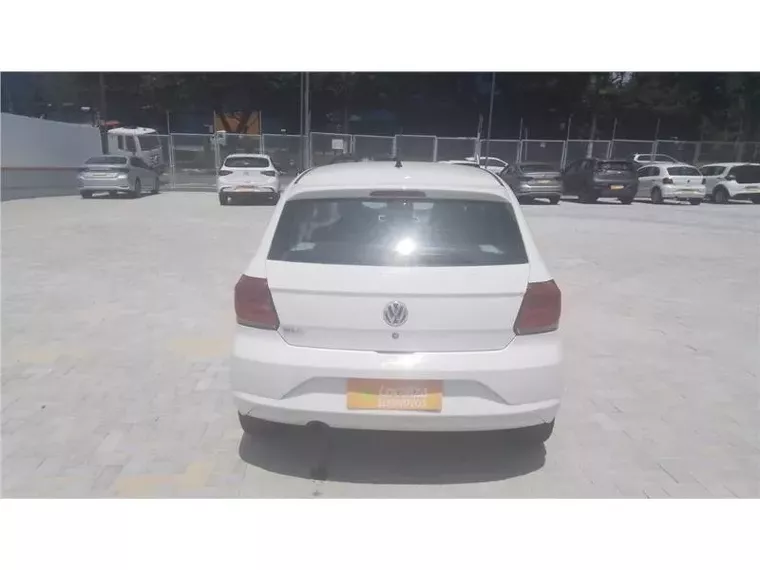 Volkswagen Gol Branco 4