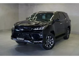 Toyota Hilux SW4