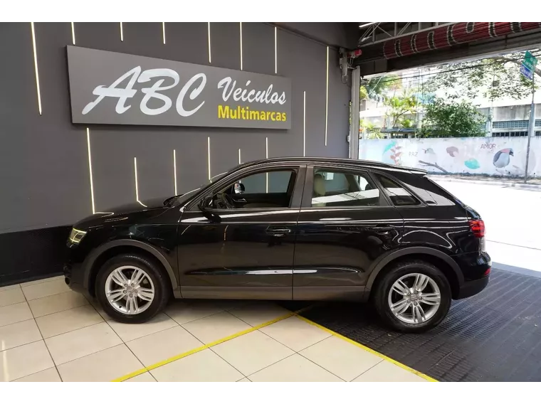 Audi Q3 Preto 14