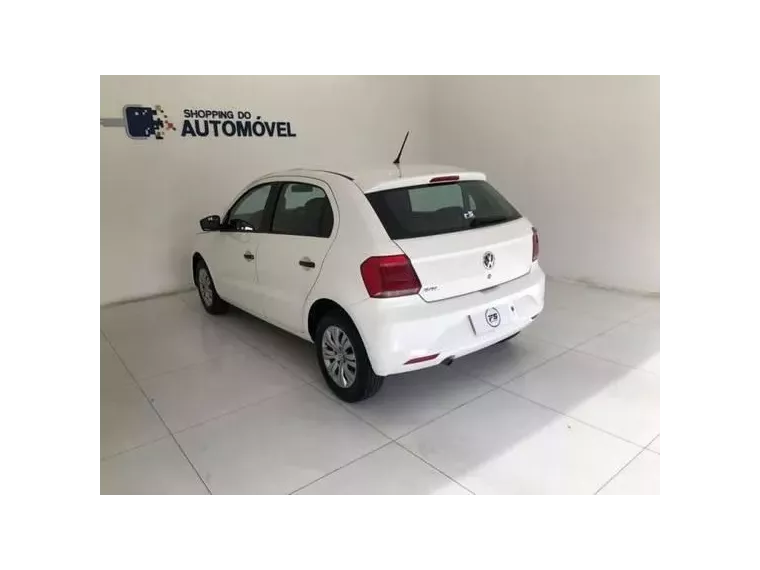 Volkswagen Gol Branco 10