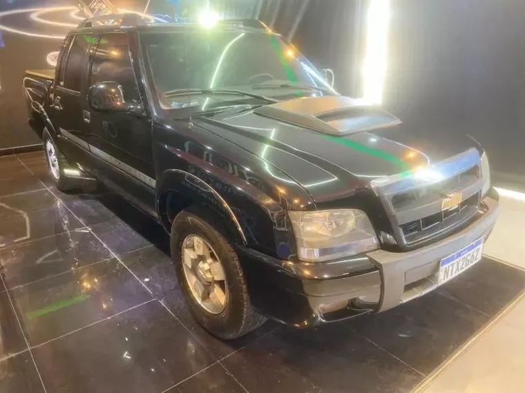 Chevrolet S10 Preto 8