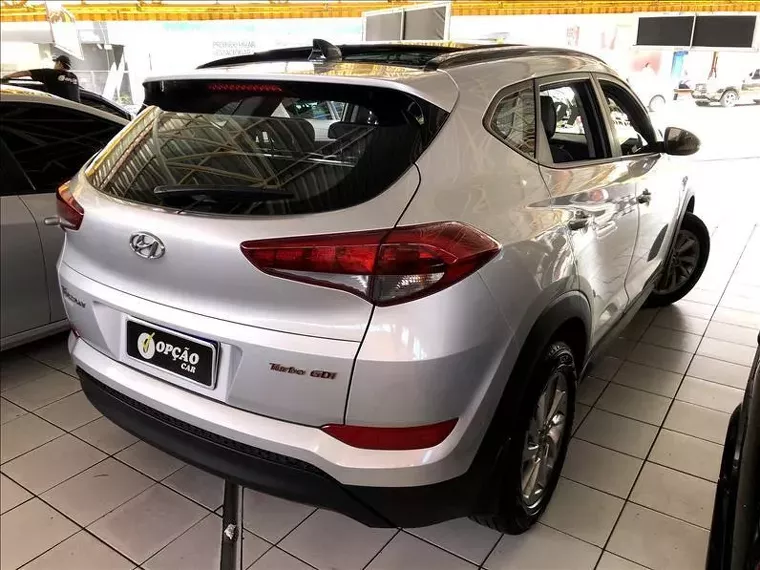 Hyundai Tucson Prata 13