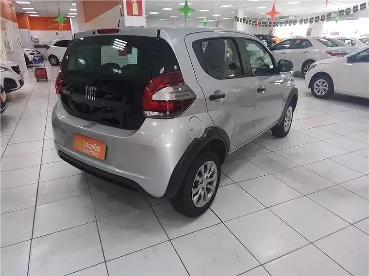 Fiat Mobi Prata 3