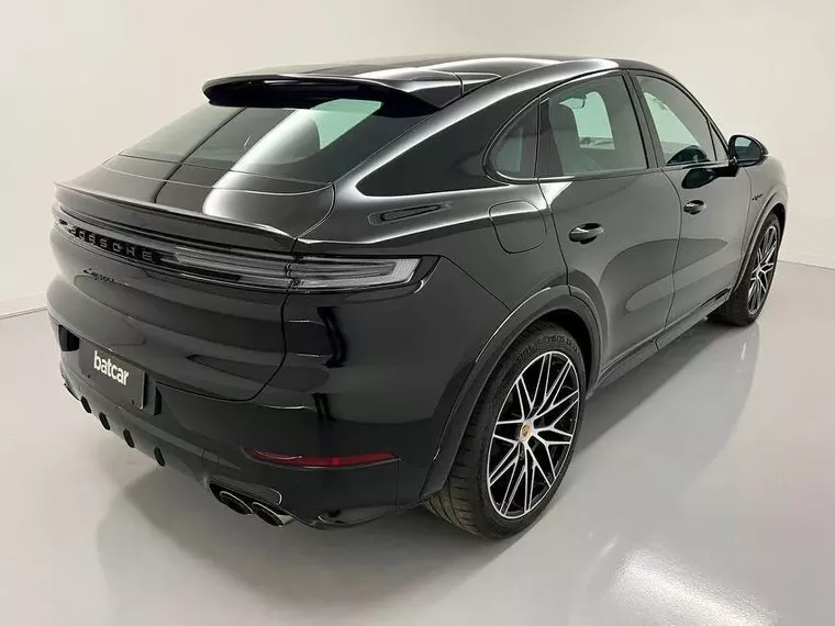 Porsche Cayenne Preto 4