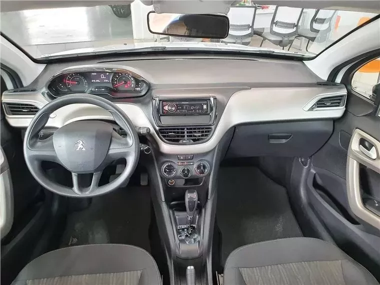 Peugeot 2008 Branco 3