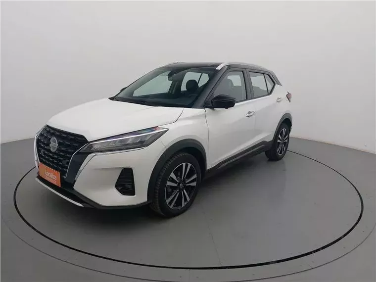 Nissan Kicks Branco 13