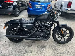 Sportster 883