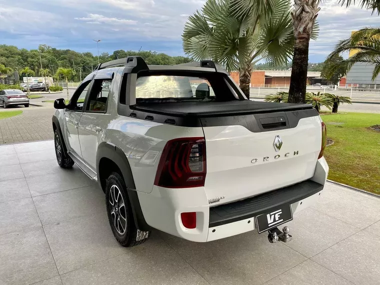 Renault Duster Oroch Branco 5