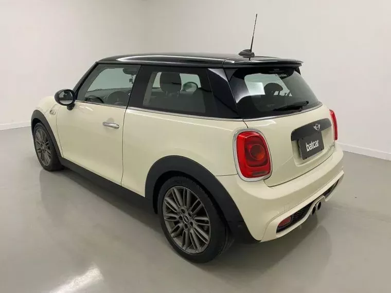 Mini Cooper Branco 19