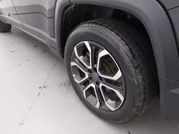 Jeep Commander