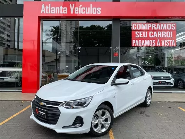 Chevrolet Onix Branco 7