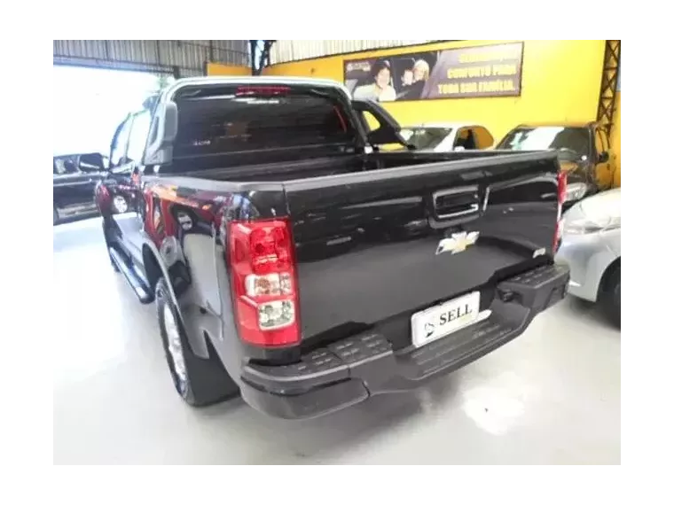 Chevrolet S10 Preto 5