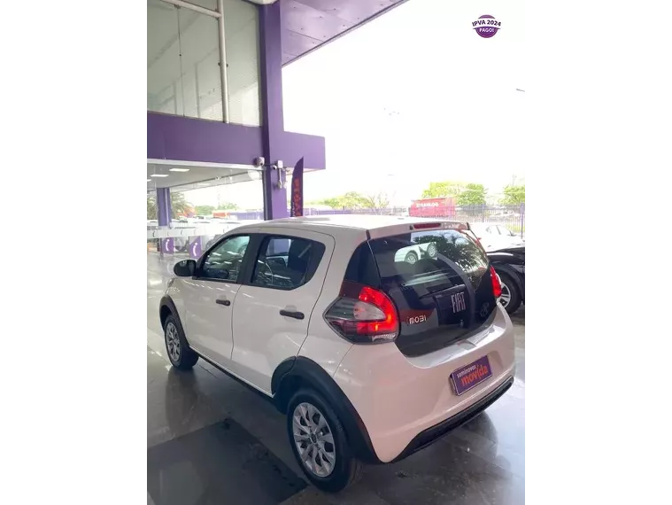 Fiat Mobi Branco 4