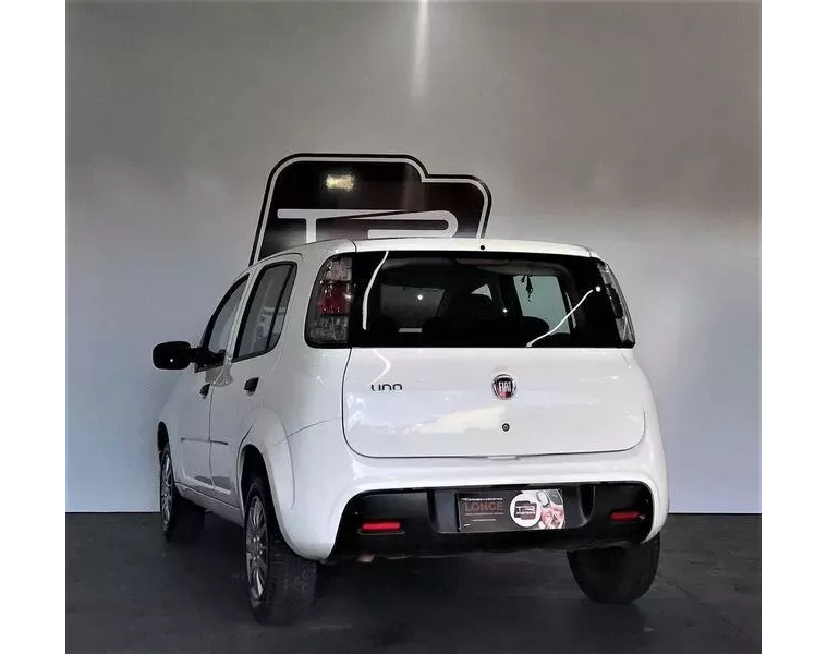 Fiat Uno Branco 1