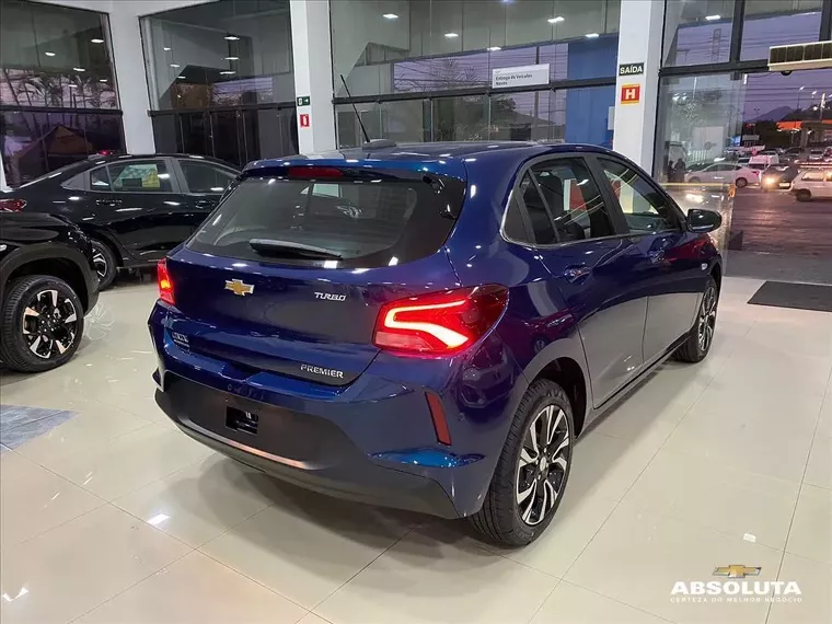 Chevrolet Onix Azul 6