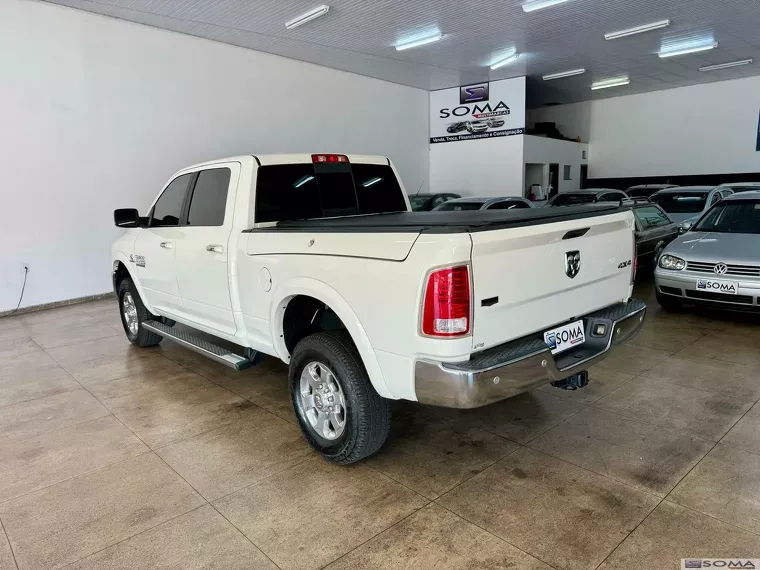 RAM 2500 Branco 7