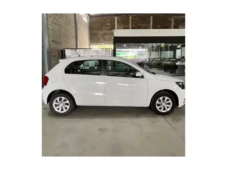 Volkswagen Gol Branco 8