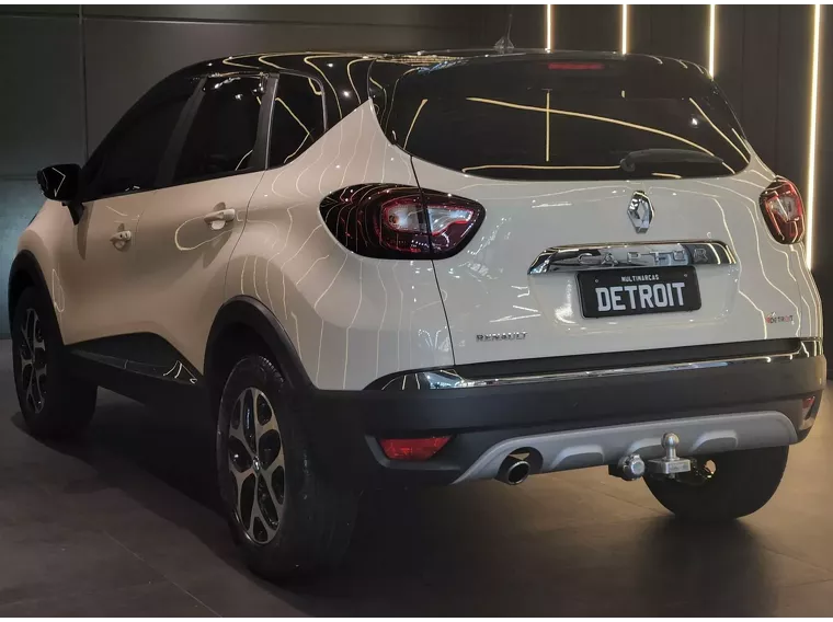 Renault Captur Bege 7