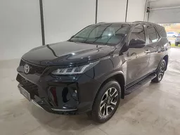 Toyota Hilux SW4