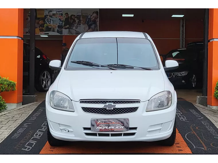 Chevrolet Celta Branco 1