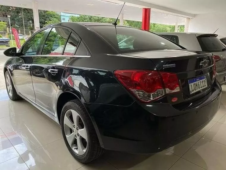 Chevrolet Cruze Preto 3