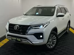 Toyota Hilux SW4