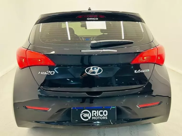 Hyundai HB20 Preto 10