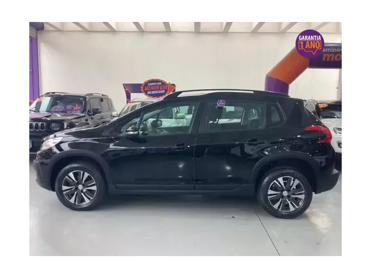 Peugeot 2008 Preto 5