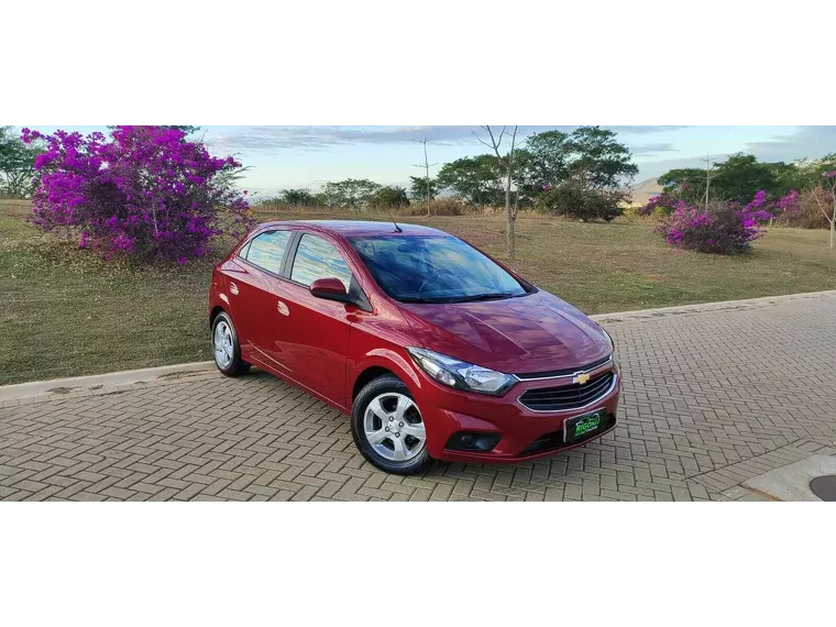 Chevrolet Onix Vinho 1