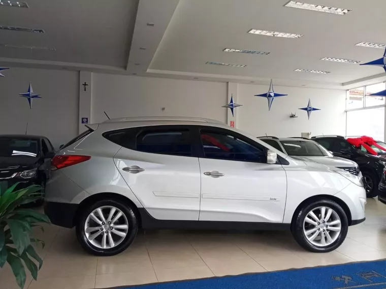 Hyundai IX35 Prata 2