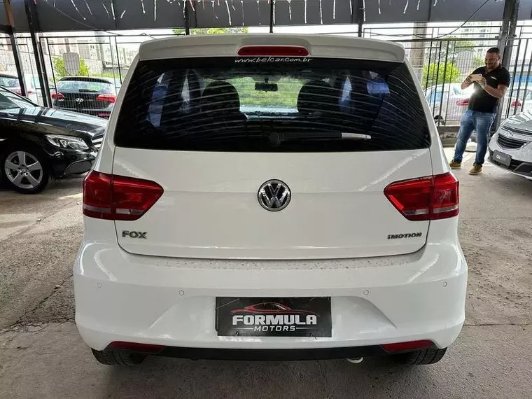 Volkswagen Fox Branco 3