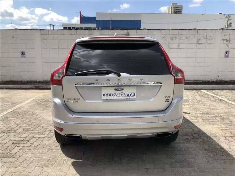 Volvo XC60 Prata 5