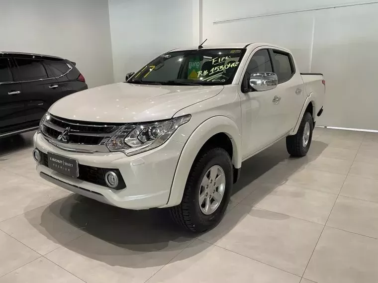 Mitsubishi L200 Triton Branco 8