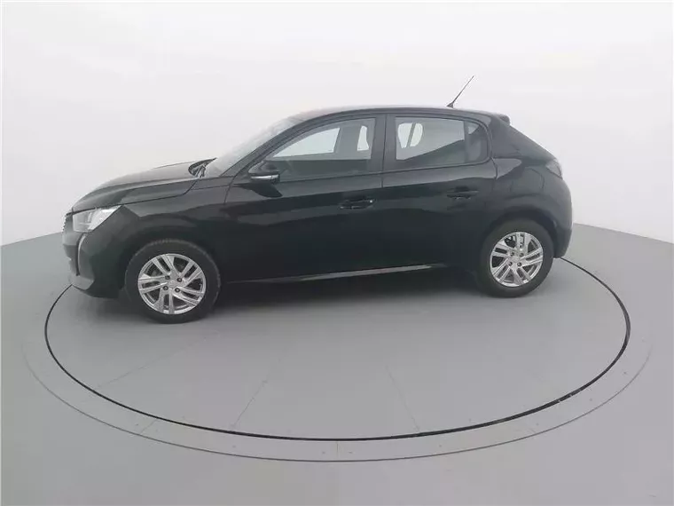 Peugeot 208 Preto 11