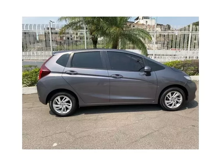 Honda FIT Cinza 19