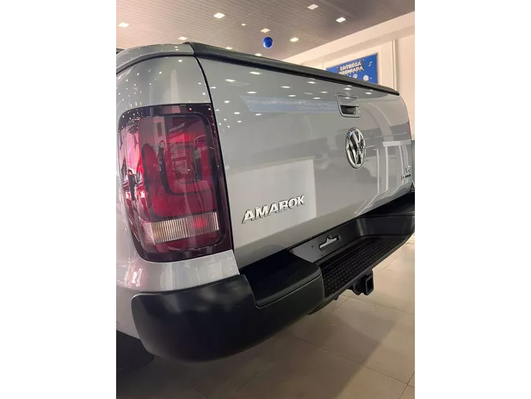 Volkswagen Amarok Cinza 2