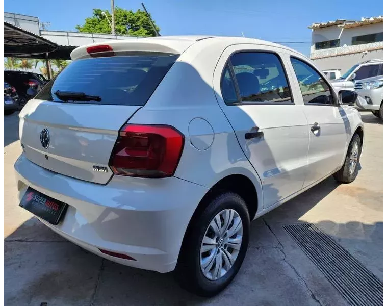 Volkswagen Gol Branco 1