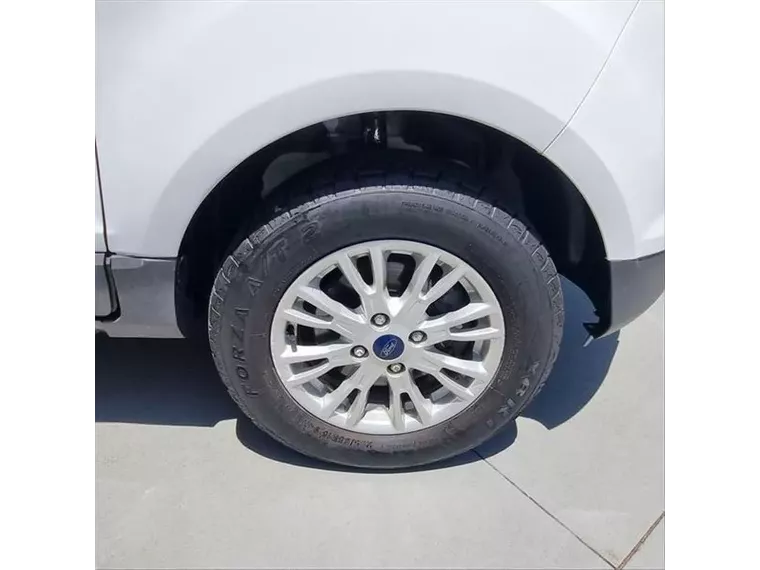 Ford Ecosport Branco 8