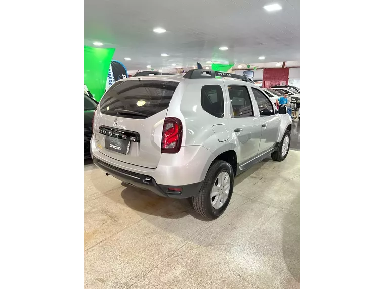 Renault Duster Prata 6