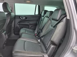 Jeep Commander