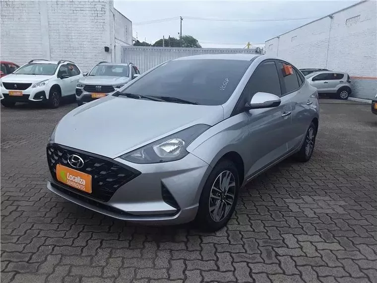 Hyundai HB20S Prata 2