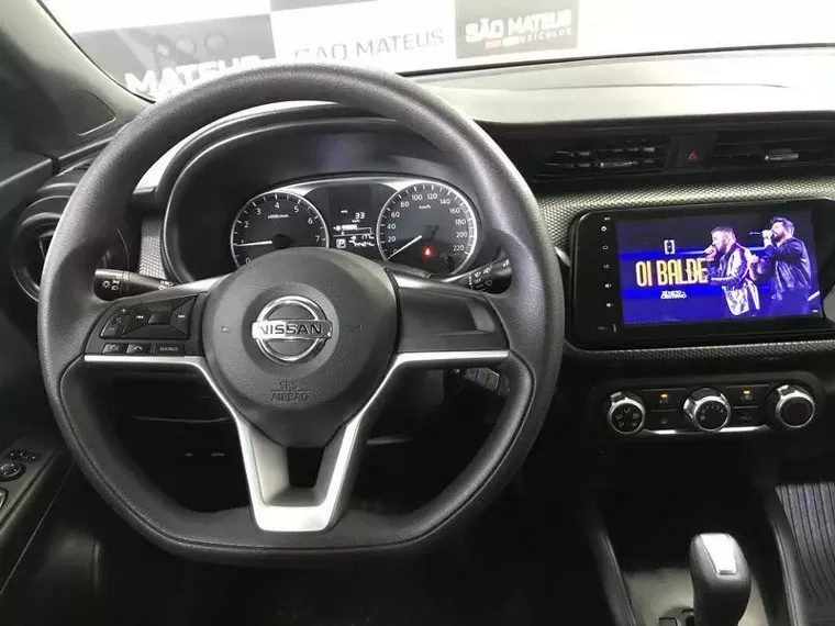 Nissan Kicks Branco 14