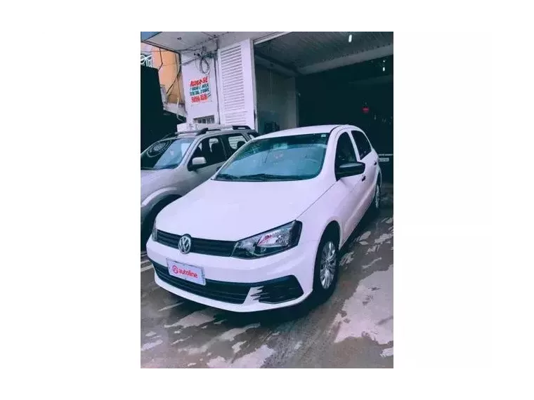 Volkswagen Gol Branco 4