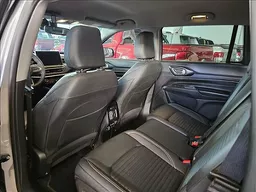 Jeep Commander