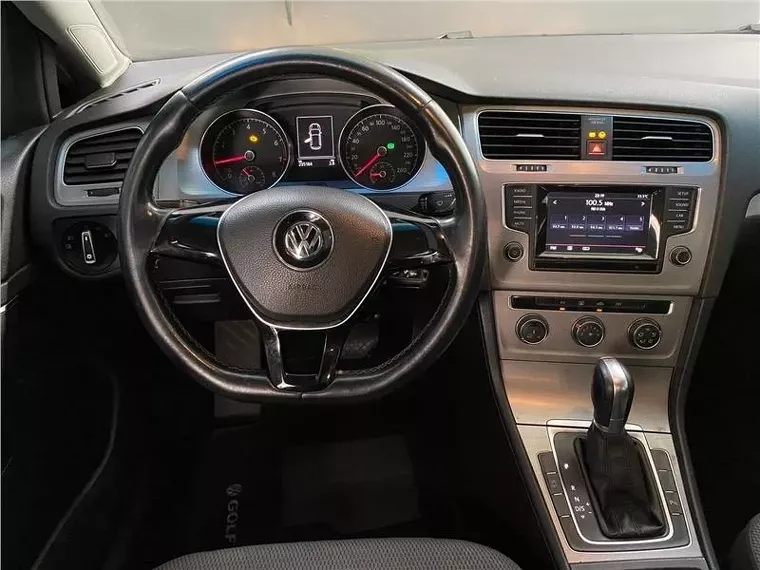 Volkswagen Golf Branco 5