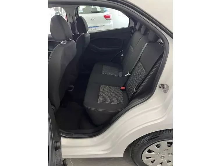 Ford KA Branco 8