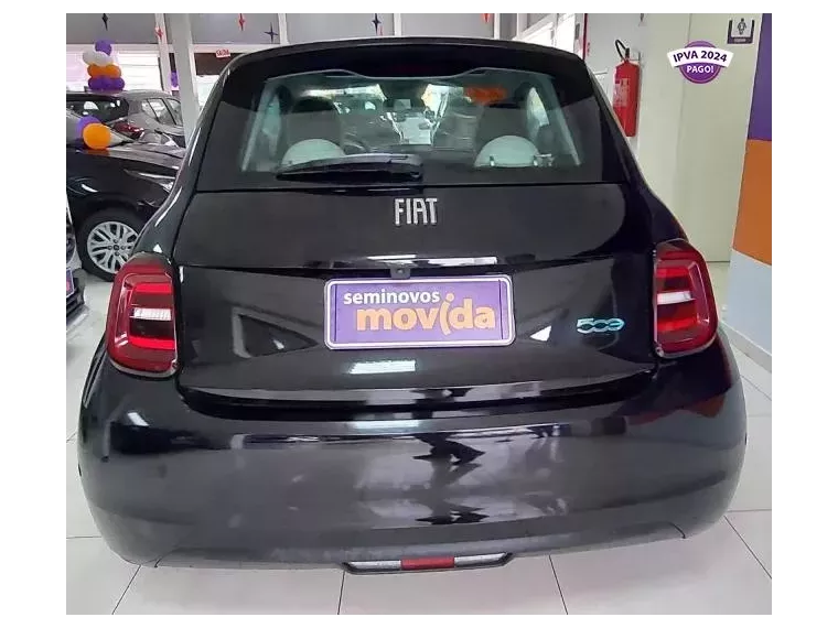 Fiat 500 Preto 4