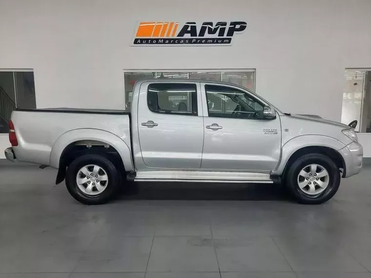 Toyota Hilux Prata 8