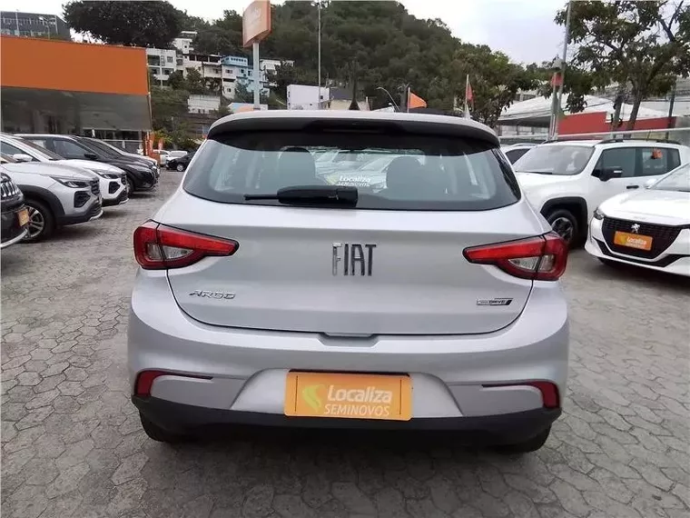 Fiat Argo Prata 5